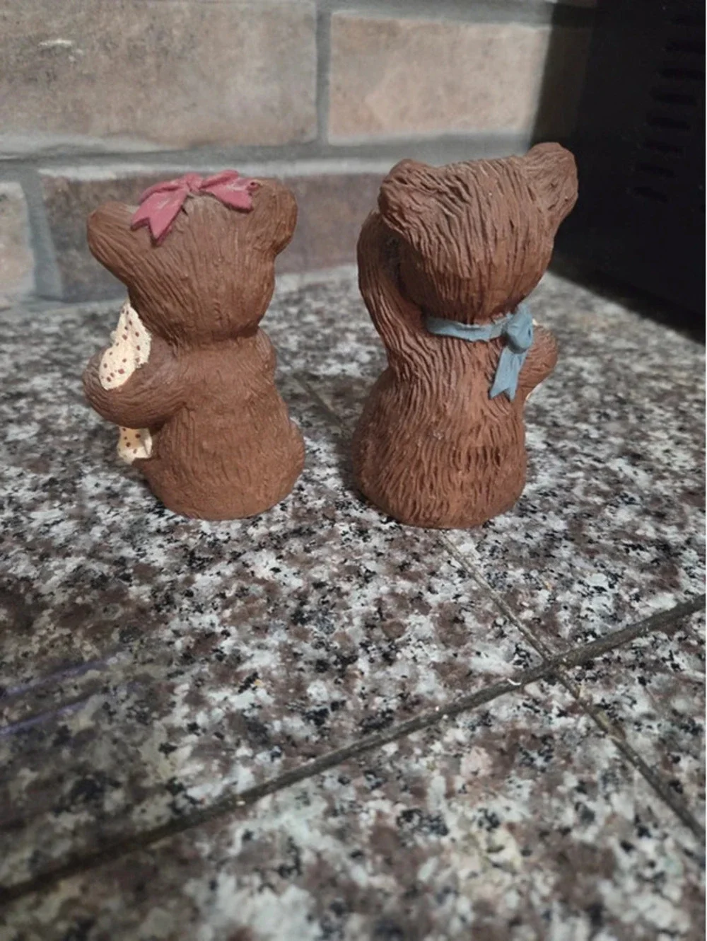 VTG resin bears